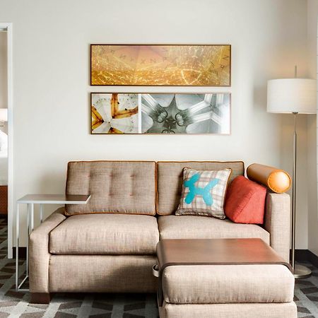 Towneplace Suites By Marriott Houston Baytown Bagian luar foto